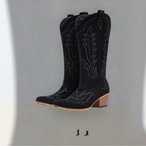 Elegant Black Suede Heeled Western Boots
